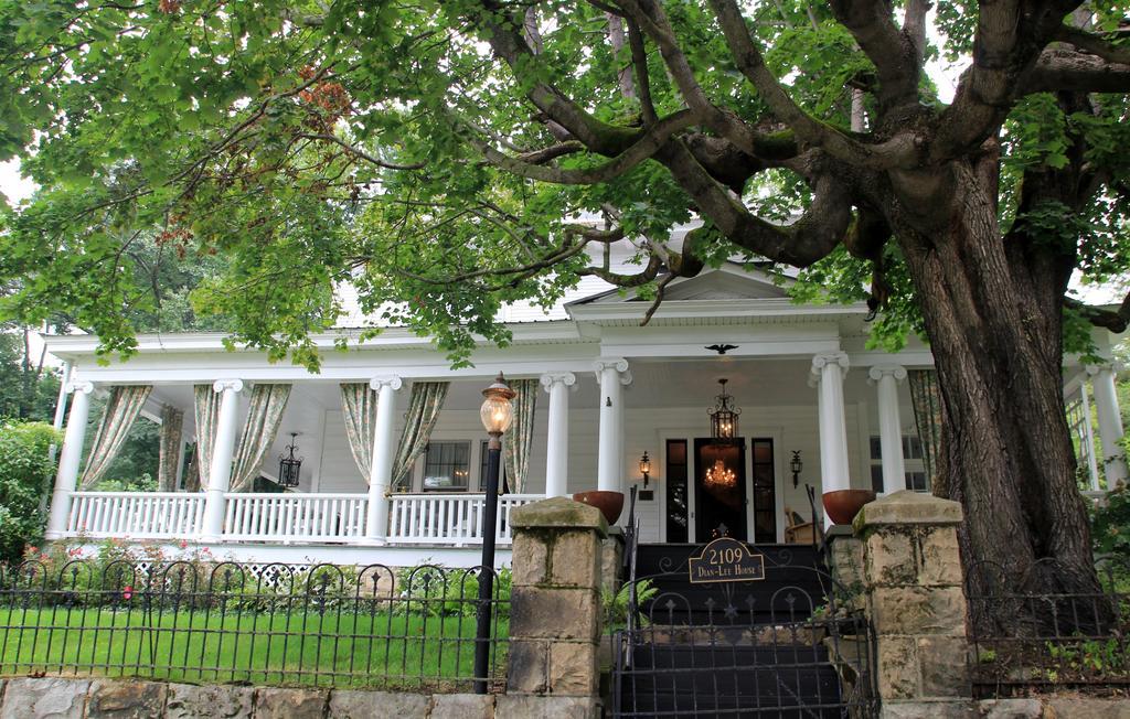 Bluefield Inn, A Select Registry Propery Exterior foto