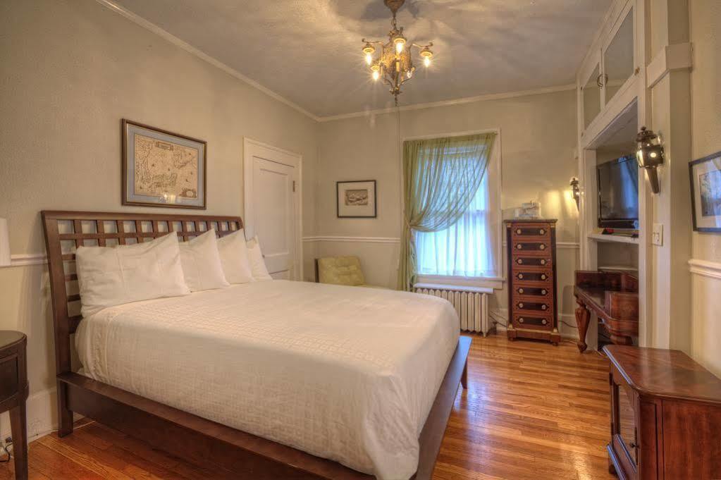 Bluefield Inn, A Select Registry Propery Exterior foto